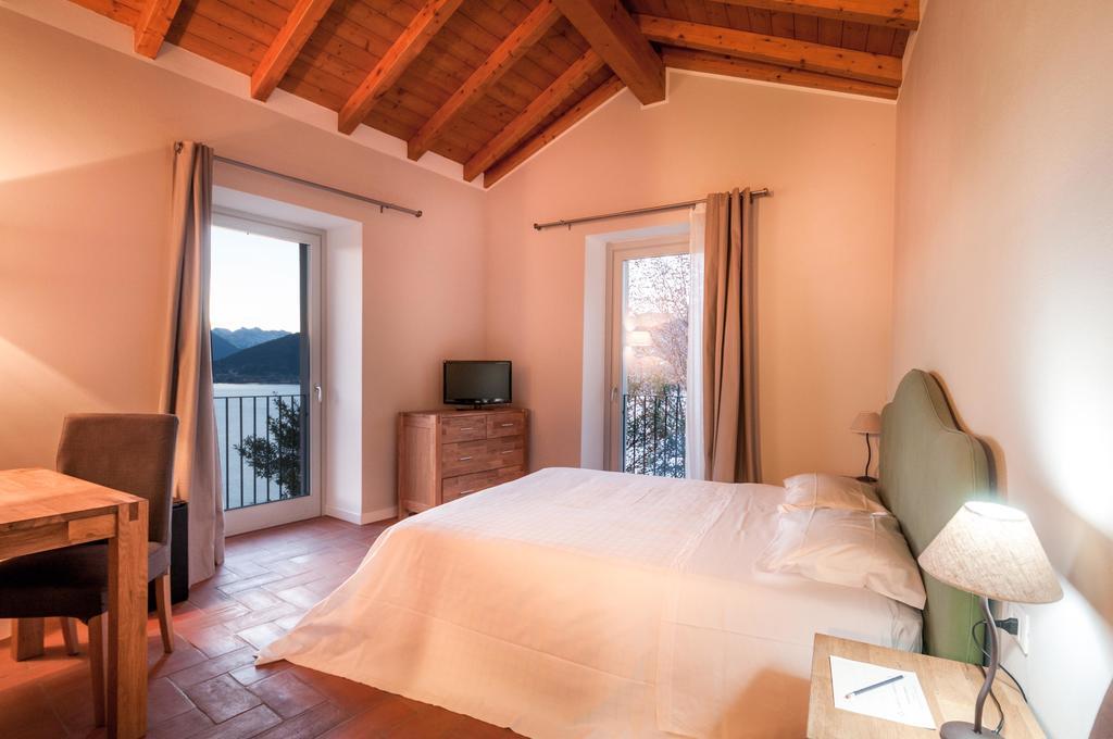 Locanda Pozzetto Laveno-Mombello Rom bilde