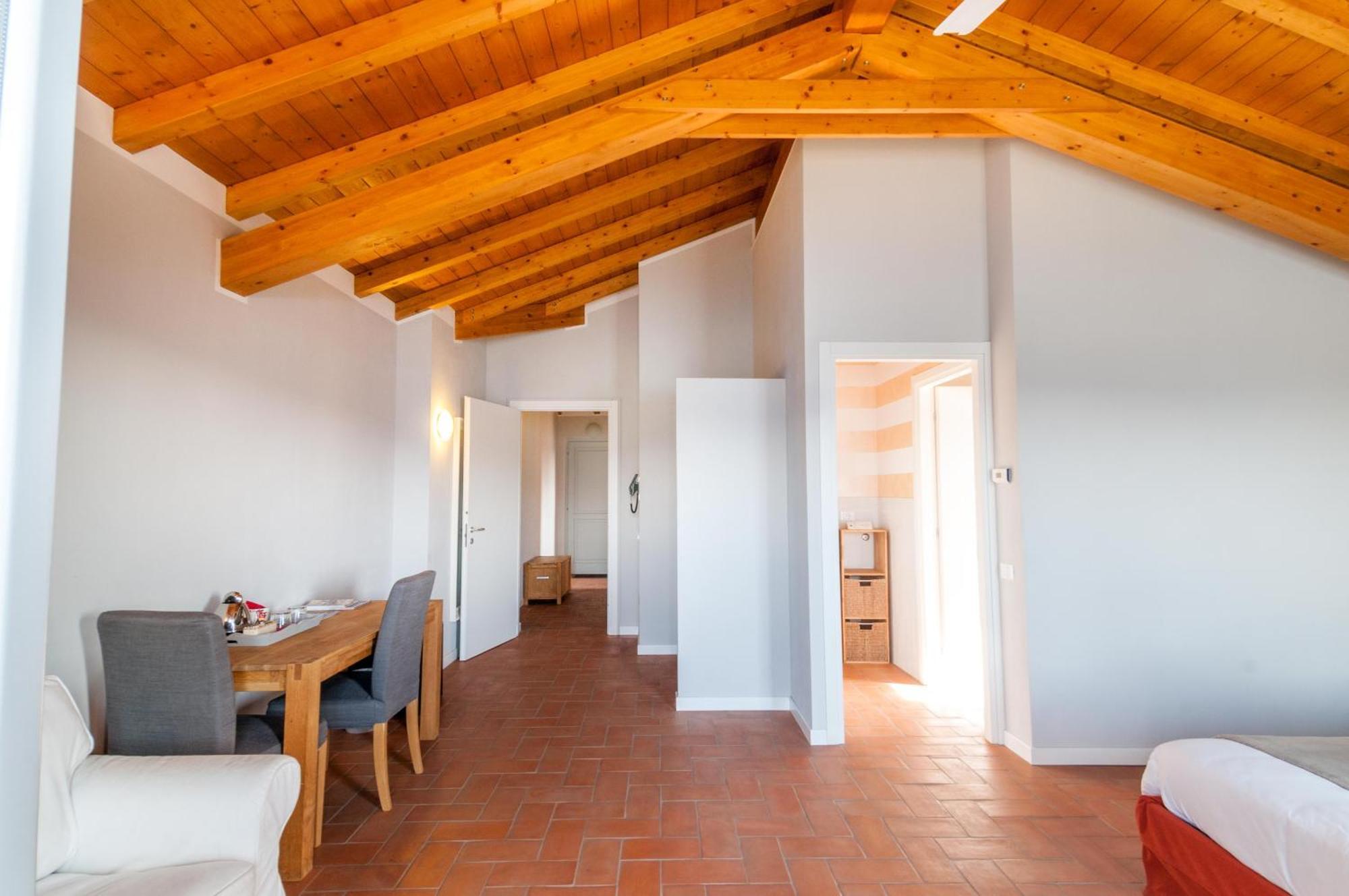 Locanda Pozzetto Laveno-Mombello Rom bilde