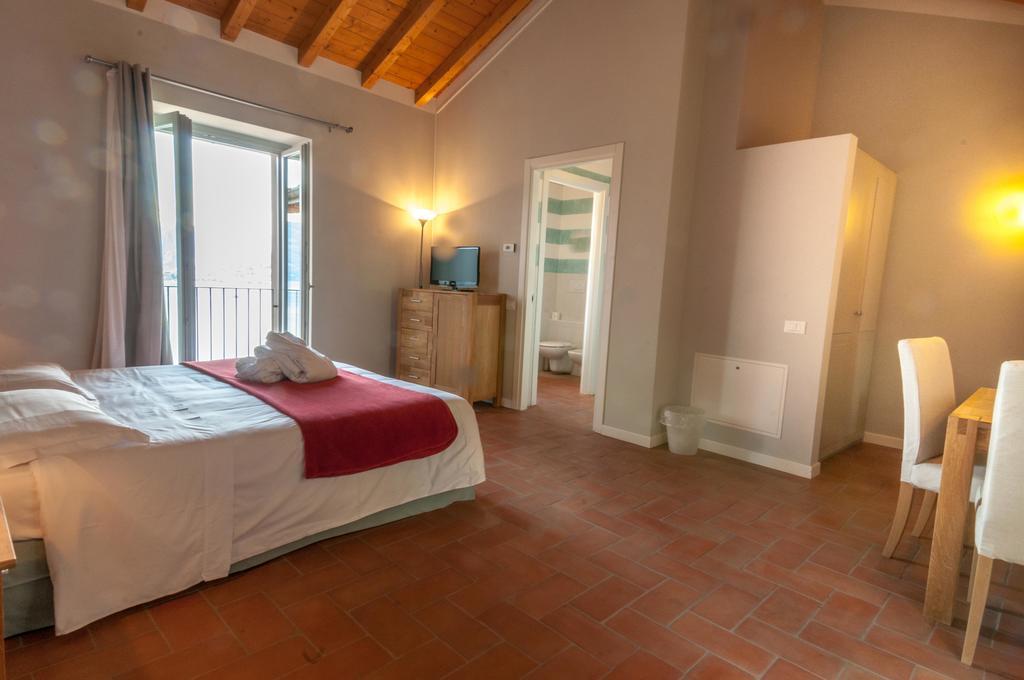 Locanda Pozzetto Laveno-Mombello Eksteriør bilde